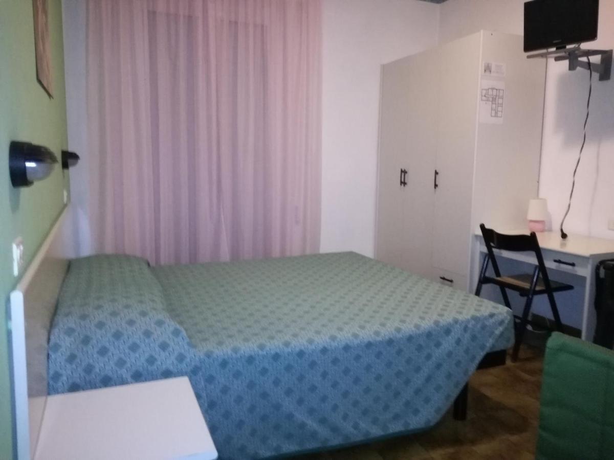 Hotel Biancospino Rimini Extérieur photo